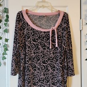 Black and Pink Swirl Pattern Dress